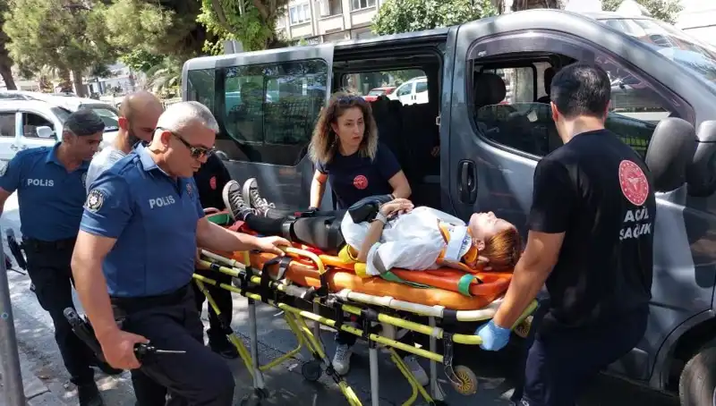 Samsun’da Minibüs ve Kamyon Kaza Yaptı: 3 Yaralı