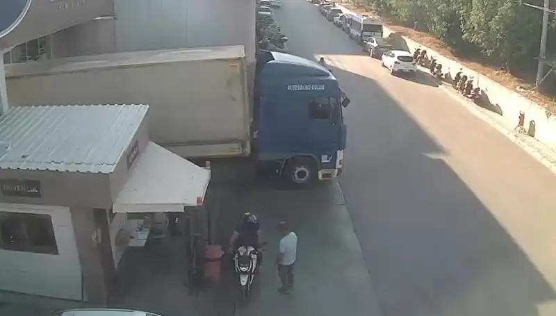 Nakliye Şebekesine Büyük Darbe! Milyonlarca Liralık Ürün Ele Geçirildi