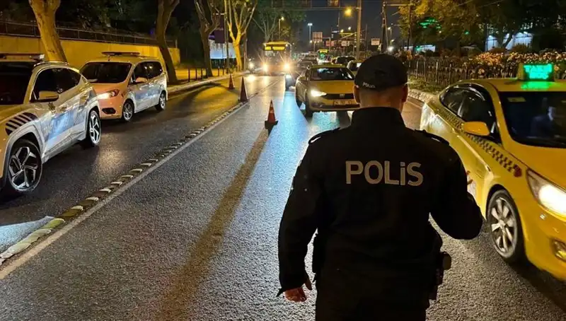 Huzur İstanbul Operasyonu: 1,5 Bin Kişi Gözaltına Alındı