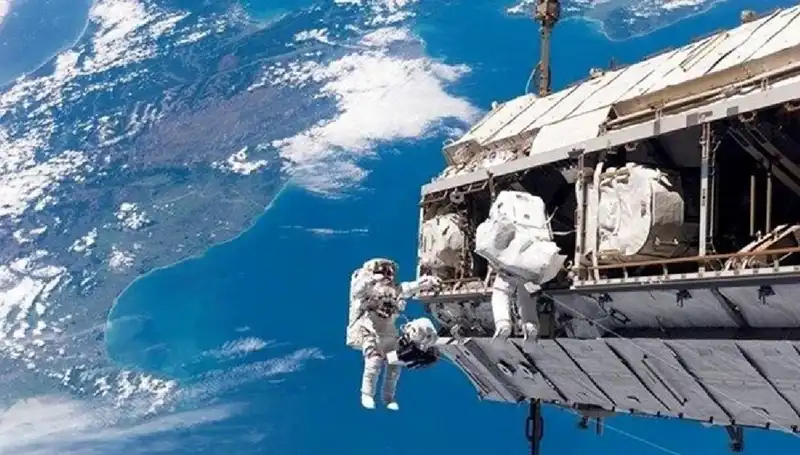 NASA ve Rusya, Uzay İstasyonu İşbirliği İçin Tarihi Anlaşma Sağladı