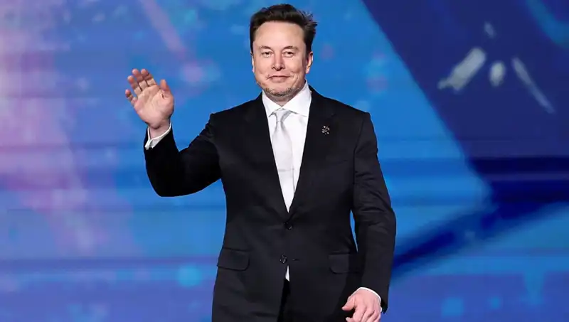 Tesla, Kendi “Canavarını” Rafa Kaldırdı: Yeni Dönem Başlıyor!