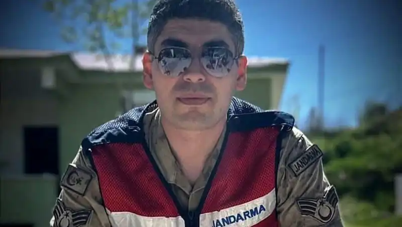 Halı Saha Maçından Sonra Gelen Kötü Haber: Kadir Astsubay Hayatını Kaybetti