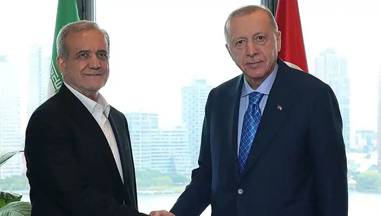 Cumhurbaşkanı Erdoğan, Barış Diplomasi Hamlesiyle Dikkatleri Üzerine Çekti