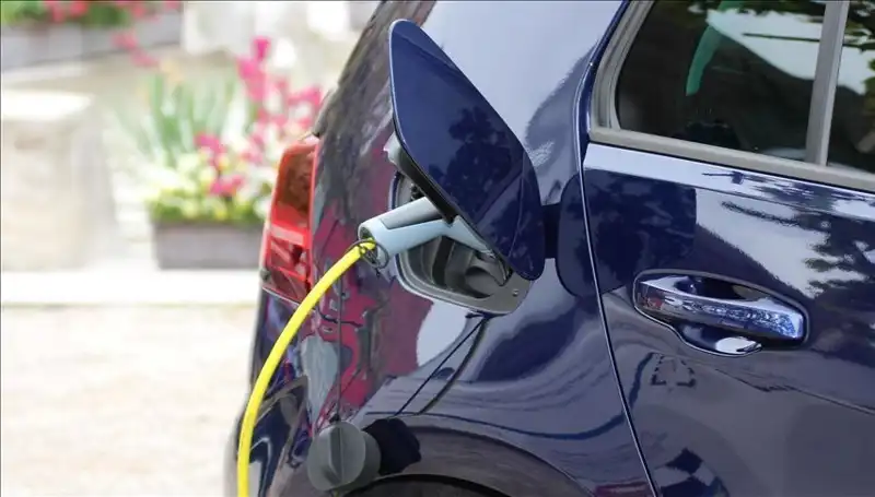 Tesla'yı Geride Bırakan Yeni Elektrikli Araç: 1500 Kilometre Menzil İddiası