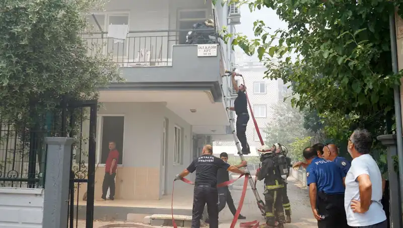 Tartışma Korkunç Bir Yangına Yol Açtı: Daireler Alev Alev Yandı