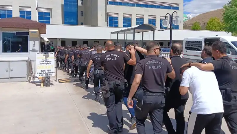 Ankara'da Haraç Çetesine Büyük Darbe: Avukatlar da Eşlik Ediyordu!