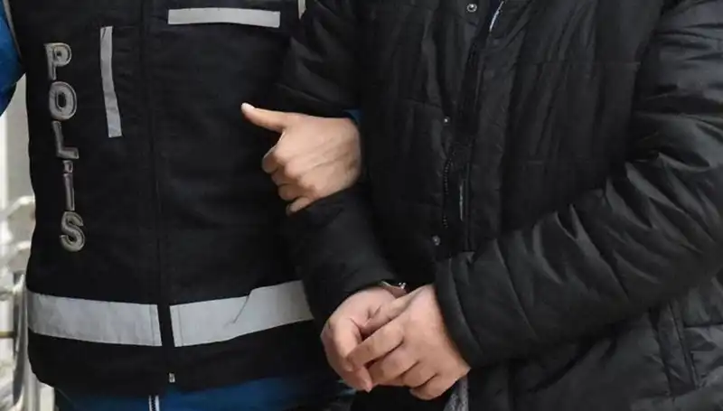 Fetullahçı Terör Örgütüne Yönelik Büyük Operasyonda Emniyet ve TSK'dan Gözaltılar