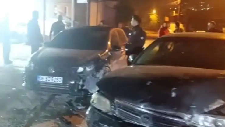 Çevirmeden Kaçan Araç Kaza Yaptı: Olayın Detayları Şaşkınlık Yarattı