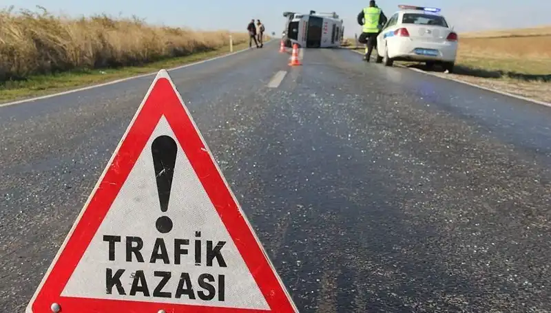 Niğde'de Zincirleme Kaza: 16 Kişi Yaralandı, Olayın Sebepleri Neler?