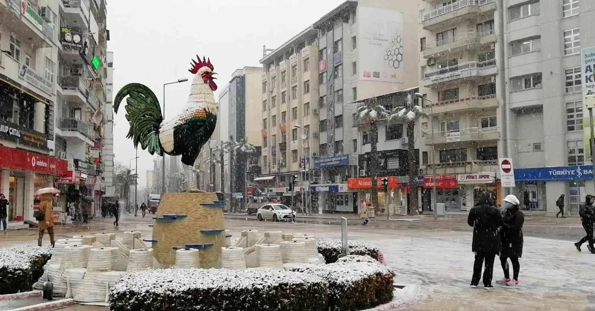 Denizli'yi Sarsan Depremler İçin Rahatlatan Açıklama