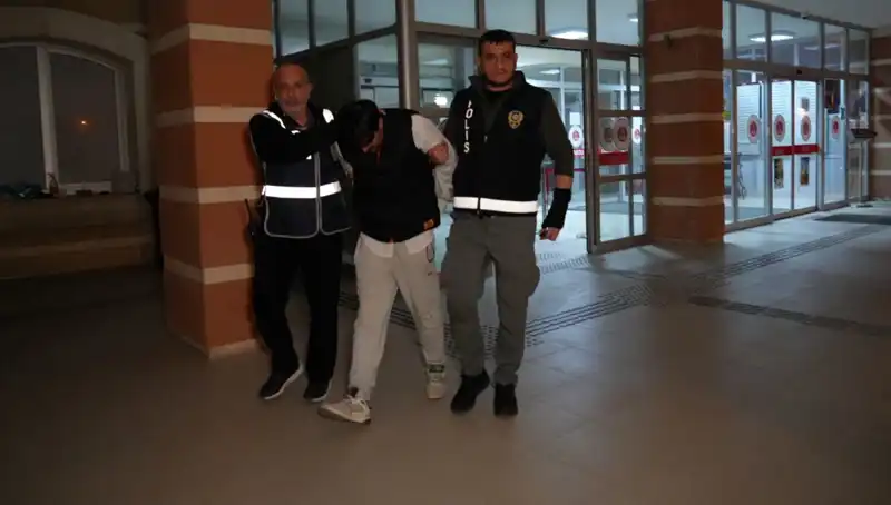 Hamile Eşini Öldüren Koca, 10 Gün Cesetle Yaşadı: Şok Edici Vahşet!