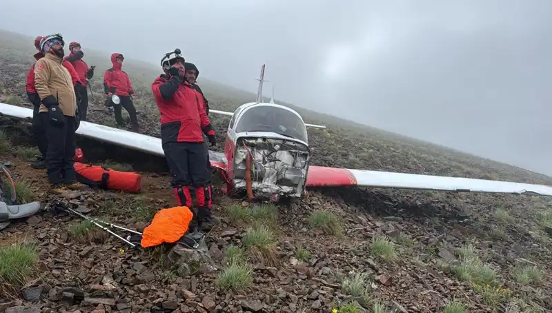 Türk Pilotun Kullandığı Uçak Düştü: Korkunç Kaza ve Hayatta Kalma Mücadelesi