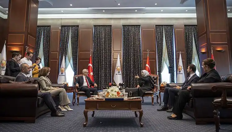 AK Parti Bayramlaşma Programı Açıklandı, CHP Neden Yer Almıyor?